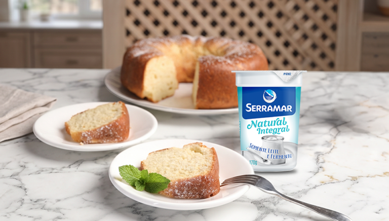Bolo de Iogurte com Iogurte Natural Serramar